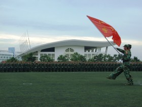 乘風(fēng)破浪 勇往直前